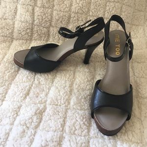 🌟NWOT🌟ME TOO BLACK HEELED SANDALS! Sz 8.5M